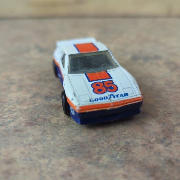 Vintage 1985 Matchbox Superfast 2 PONTIAC FIERO (white/blue)‎ Goodyear 85 - Picture 3 of 12